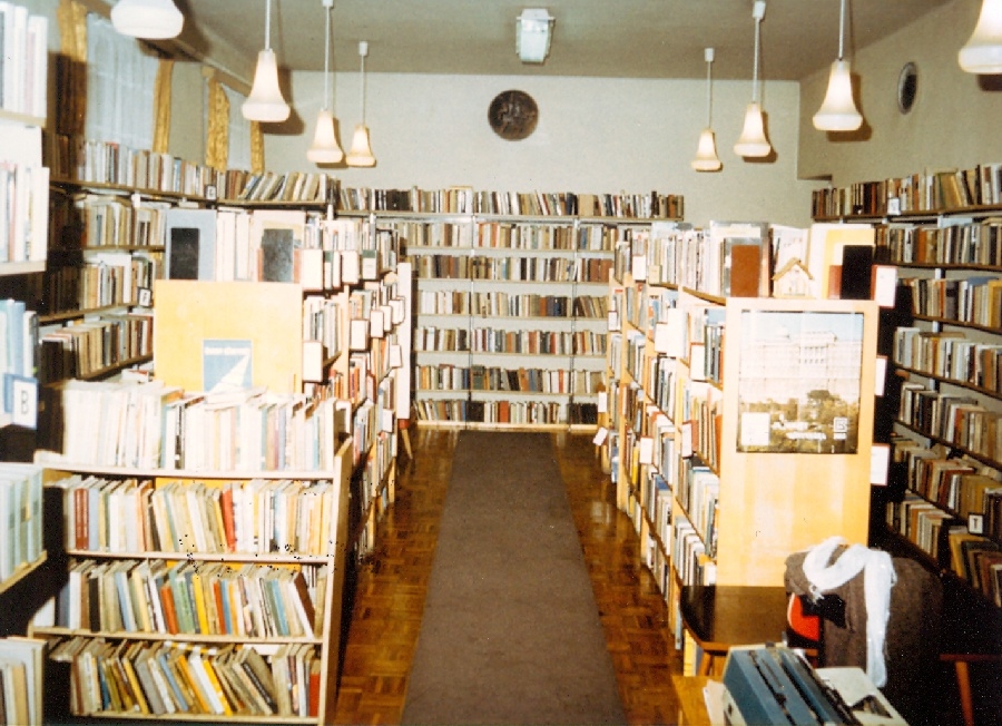 Az ideiglenes könyvtár a Királyhágó utcában II.