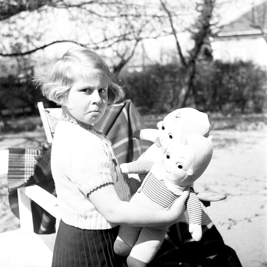 Pethő Kati babával